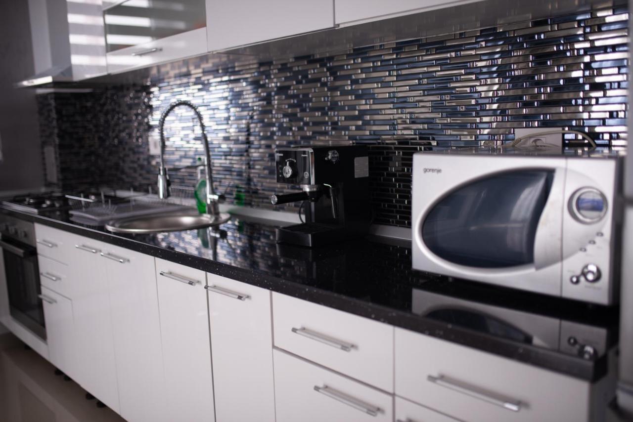 Apartament Denissia Oradea Eksteriør billede