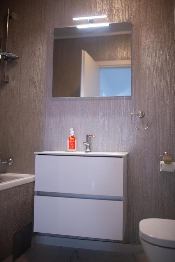 Apartament Denissia Oradea Eksteriør billede