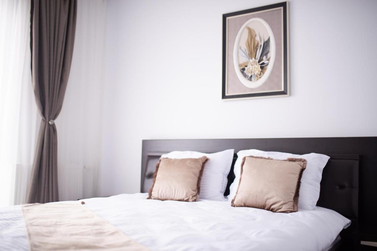 Apartament Denissia Oradea Eksteriør billede